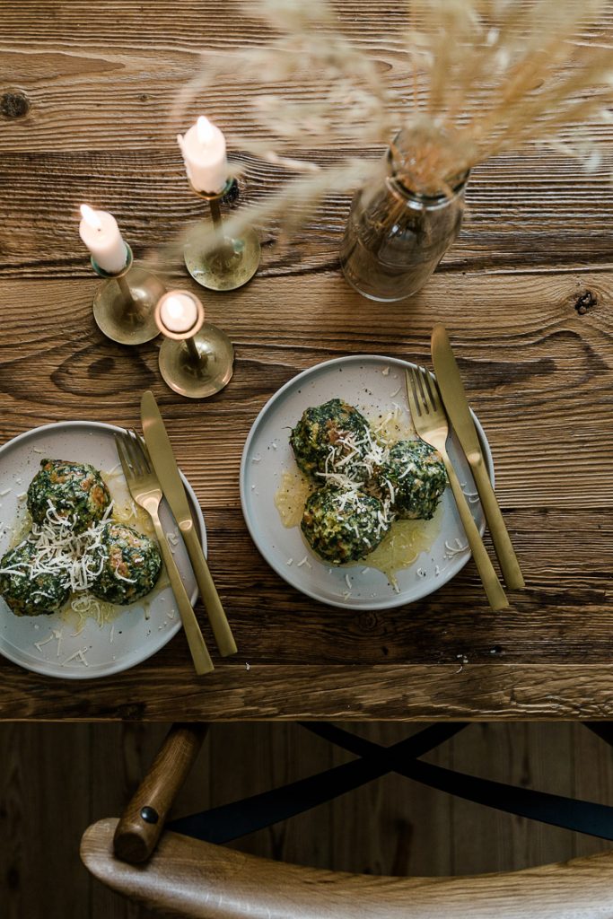 Spinatknödel mit brauner Butter und Parmesan - Nadine Burck